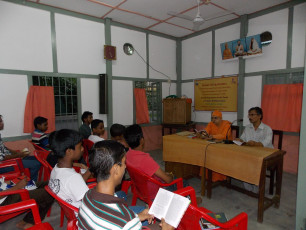 SGVEP- B Type Youth attending the class at Study Circle- Sw. Vaikunthanan da and Prof. Amritlal