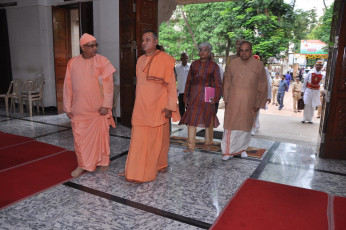 Release of publication on The Life and Teachings of Swami Vivekananda by Ramakrishna Math and Ramakrishna Mission Mumbai