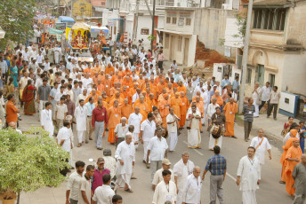 04 - PROCESSION ON 22ND APRIL