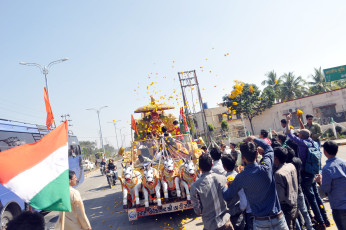 Vivekananda Ratha Yatra in Indore 06.12.2013