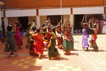 Vivekananda Ratha Yatra in Tamil Nadu (Sivagangai Dist 15.09.2013)