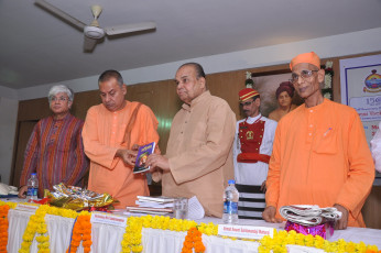 Release of publication on The Life and Teachings of Swami Vivekananda by Ramakrishna Math and Ramakrishna Mission Mumbai