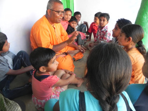 Vivekananda Ratha Yatra in Tamil Nadu (Coonoor(Nilgiris Dist.) 09.05.2013)